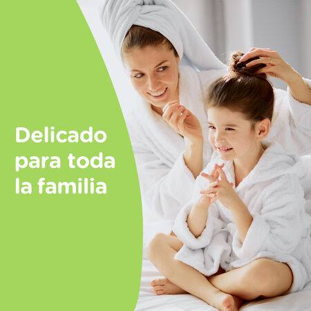 Champú infantil Johnson's 750ml camomila para un cabello brillante