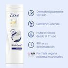 Body milk para piel seca con nutrici&oacute;n esencial Dove 400 ml