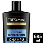 Champ&uacute; hidrataci&oacute;n intensiva Tresemm&eacute; 685 ml