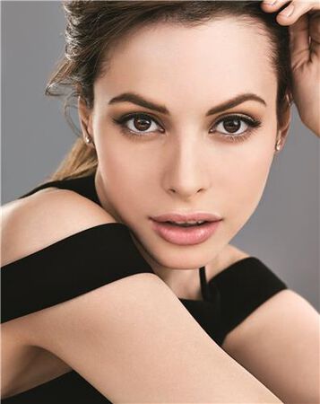 Base de maquillaje Maybelline Fit Me! Matte + Poreless 320