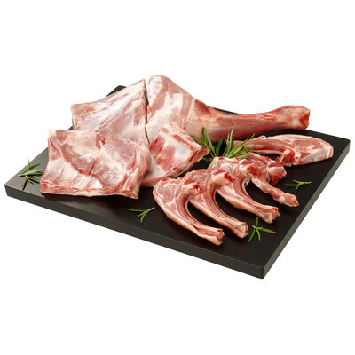 Cordero recental por cuartos