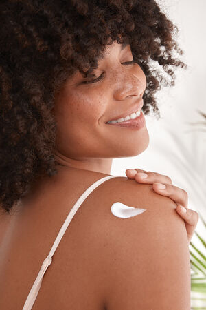 Body milk Nivea 400ml con aceite de oliva para piel seca