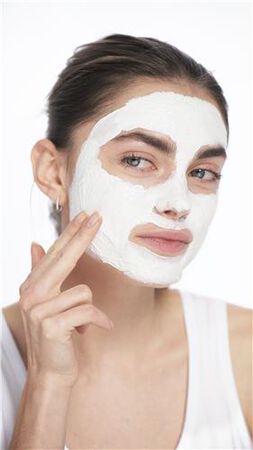 Gel facial limpiador Garnier 150ml pure active