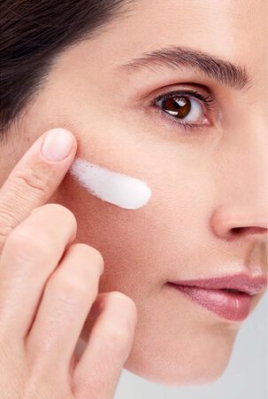 Serum Cellular Luminous 630 Antimanchas  Nivea 30 ml 