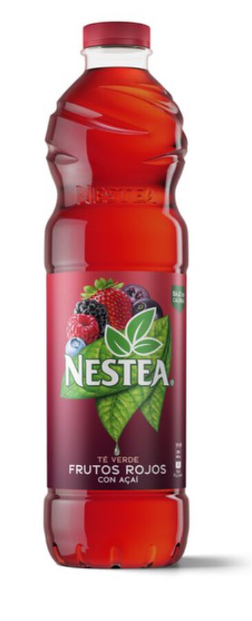 Refresco de té con sabor a frutos rojos botella 1,5l Nestea