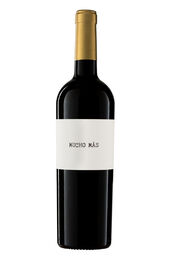 Vino tinto Mucho Más