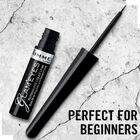 Maquillaje delineador de ojos Rimmel Glam'eyes 001