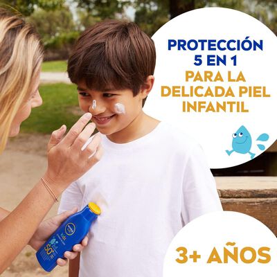 Estuche protección solar Nivea kids camp