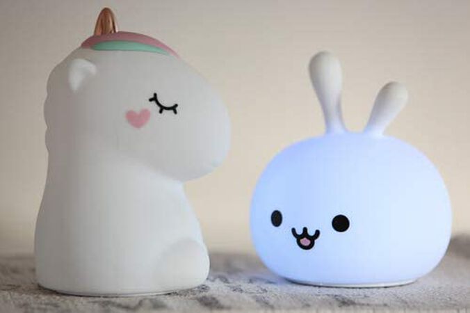 Muñeco silicona con luz Gio Bunny