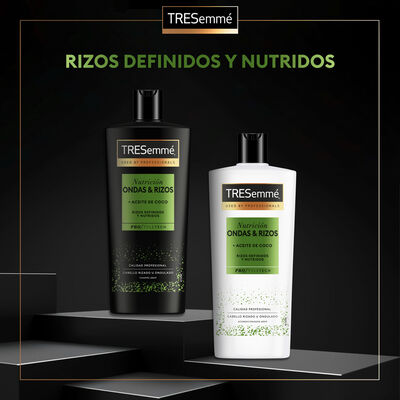 Champú Nutrición ondas & rizos TRESemmé  con aceite de coco 685ml 