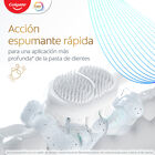 Cepillo dental Colgate espuma limpiadora suave