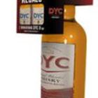 Whisky doble destilado origen nacional con 2 miniaturas de Dyc 8 Dyc 1 l
