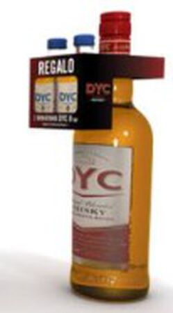 Whisky doble destilado origen nacional con 2 miniaturas de Dyc 8 Dyc 1 l