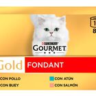 Comida h&uacute;meda para gato adulto Gourmet Gold Foundant con Salm&oacute;n, Pollo y Buey 12 latas