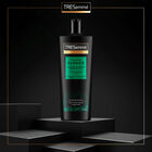 Champú Cuidado CLÁSICO TRESemmé para todo tipo de cabello 685ml