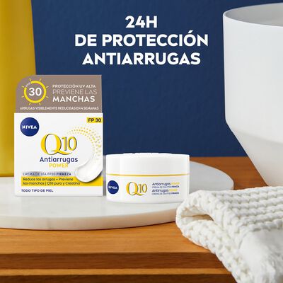 Crema facial de d&iacute;a Nivea Q10 50ml power SPF 30 antiarrugas