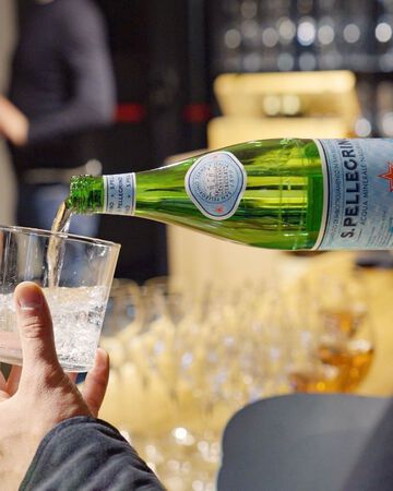 Agua con gas San Pellegrino 1l