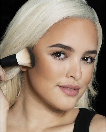 Base de maquillaje Maybelline City Bronzer 250