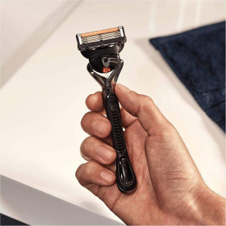 Máquina de afeitar Gillette proglide con un recambio