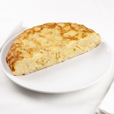 Media tortilla de patata con cebolla