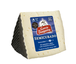 Queso semicurado Garcia Baquero cuña de 325g
