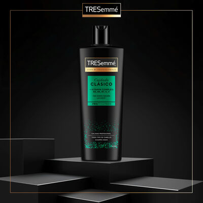 Champ&uacute; Cuidado CL&Aacute;SICO TRESemm&eacute; para todo tipo de cabello 685ml