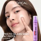 Crema l&iacute;quida Revitalift filler textura glass skin de L'O&acute;r&eacute;al 50 ml