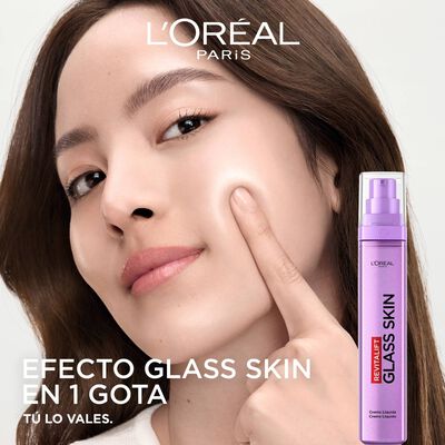 Crema l&iacute;quida Revitalift filler textura glass skin de L'O&acute;r&eacute;al 50 ml