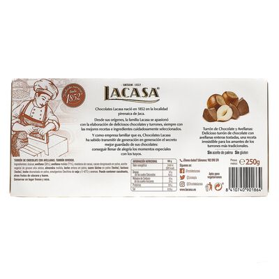 Turr&oacute;n de chocolate con avellanas Lacasa 250g
