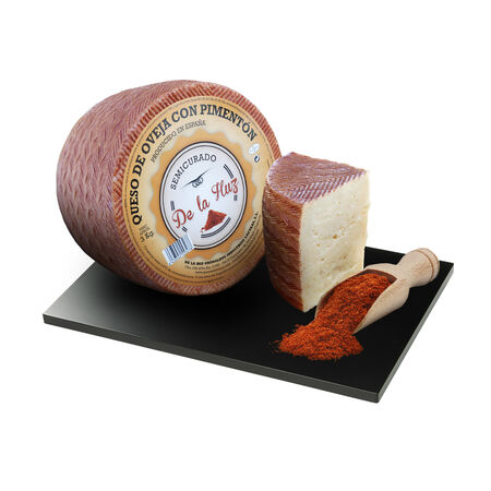 Queso de oveja De La Huz con pimentón