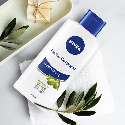 Body milk Nivea 400ml con aceite de oliva para piel seca
