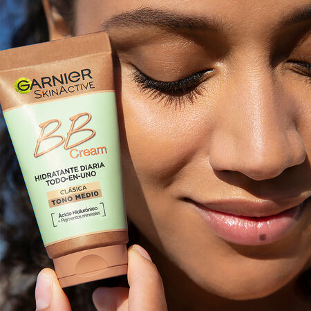 Crema facial Garnier skinactive 50ml BB Cream hidratante tono medio