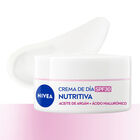 Crema facial de d&iacute;a nutritiva con factor de protecci&oacute;n solar 30 Nivea 50 ml