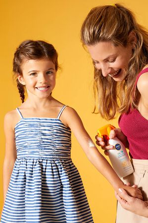 Crema solar Nivea pistola 300ml FPS 50+ kids sensitive