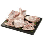 Cordero lechal por medios