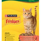 Alimento completo para gatos adultos Friskies buey y pollo, con verduras 400g